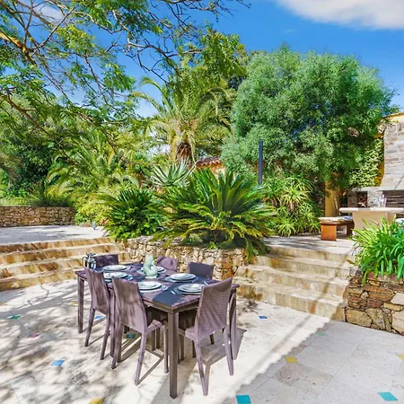 Mas De La Tour * Saint-Tropez